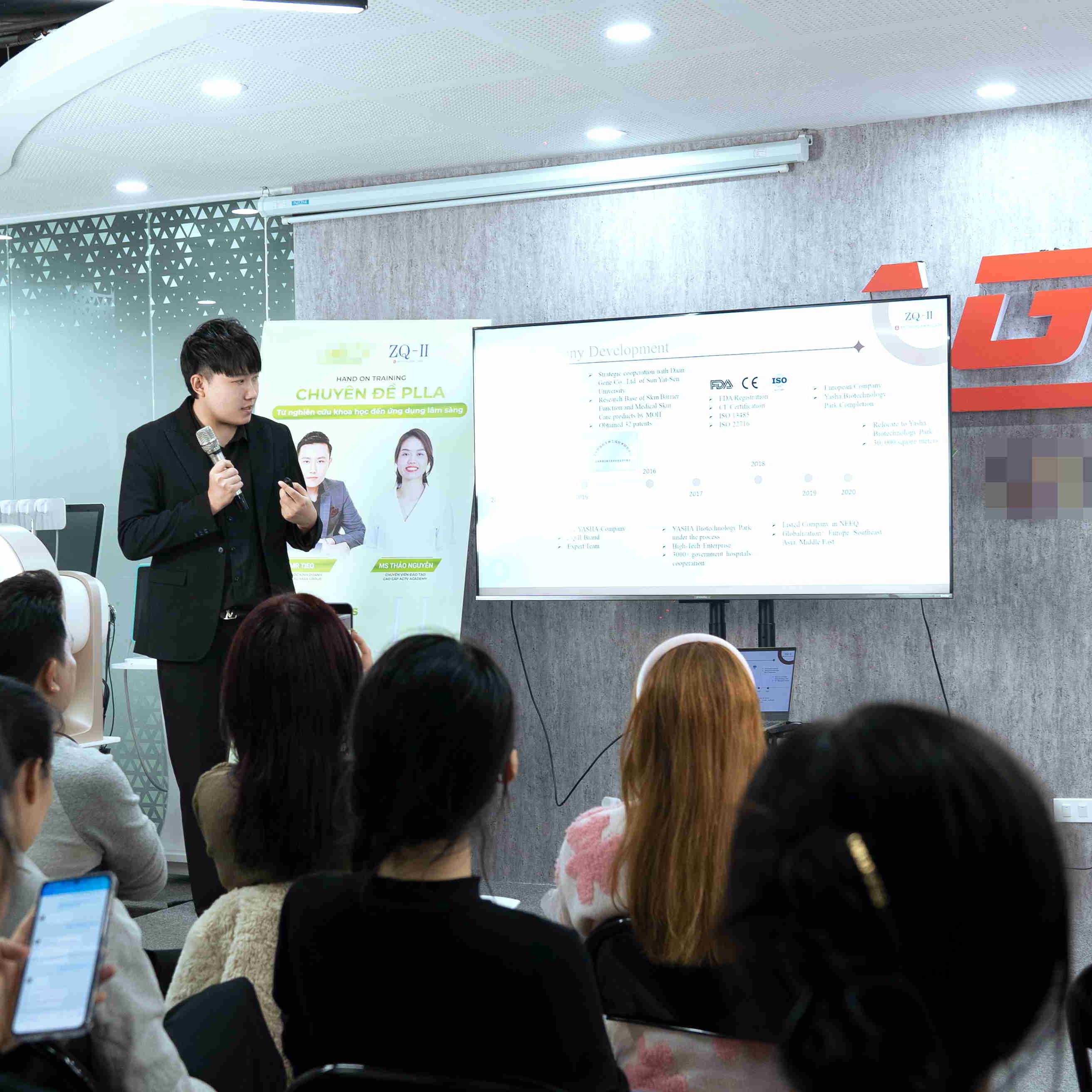 Intercambio académico ZQ-II en Vietnam